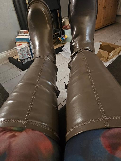 Buy & Sell Sark Guernsey - Photos for Brand new Knee high Boots
