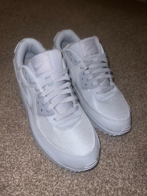 Buy & Sell East Ham East London - Photos for Nike Air Max 90 **WOLF GREY**