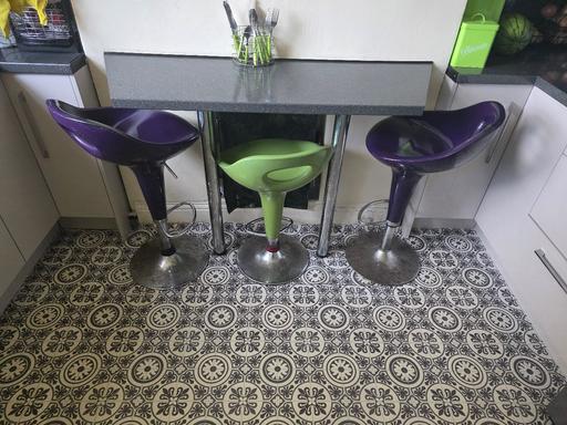 Buy & Sell Bradford Bradford - Photos for ##Reduced ##3 breakfast bar stools