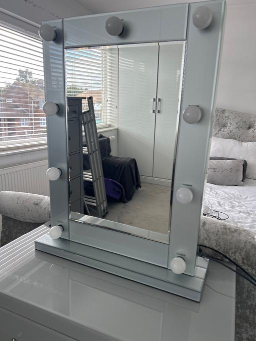 Buy & Sell Benfleet Castle Point - Photos for Hollywood mirror