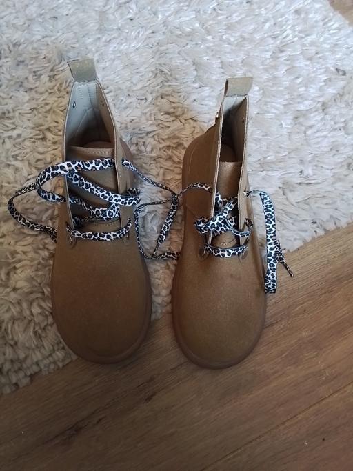Buy & Sell Brierley Hill Dudley - Photos for size 5 boots