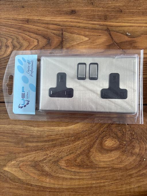 Buy & Sell Sheldon Birmingham - Photos for Brush chrome double plug socket