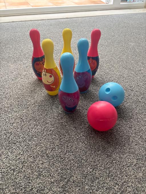 Buy & Sell Tettenhall Wood Wolverhampton - Photos for Peppa Pig Bowling Set