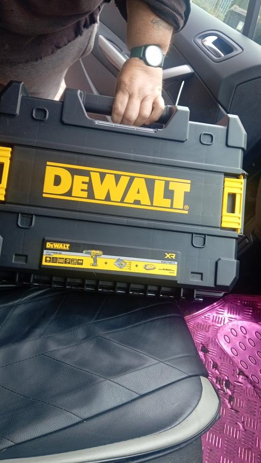 Buy & Sell Shard End Birmingham - Photos for brand new in box 18 volt dewalt drill