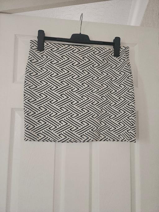 Buy & Sell Newton Doncaster - Photos for Skirt, size 14.. like new