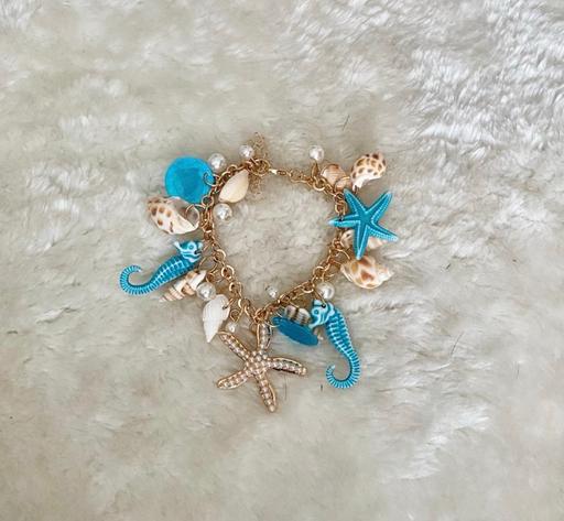 Buy & Sell Woodford East London - Photos for Sea-inspired charm bracelet