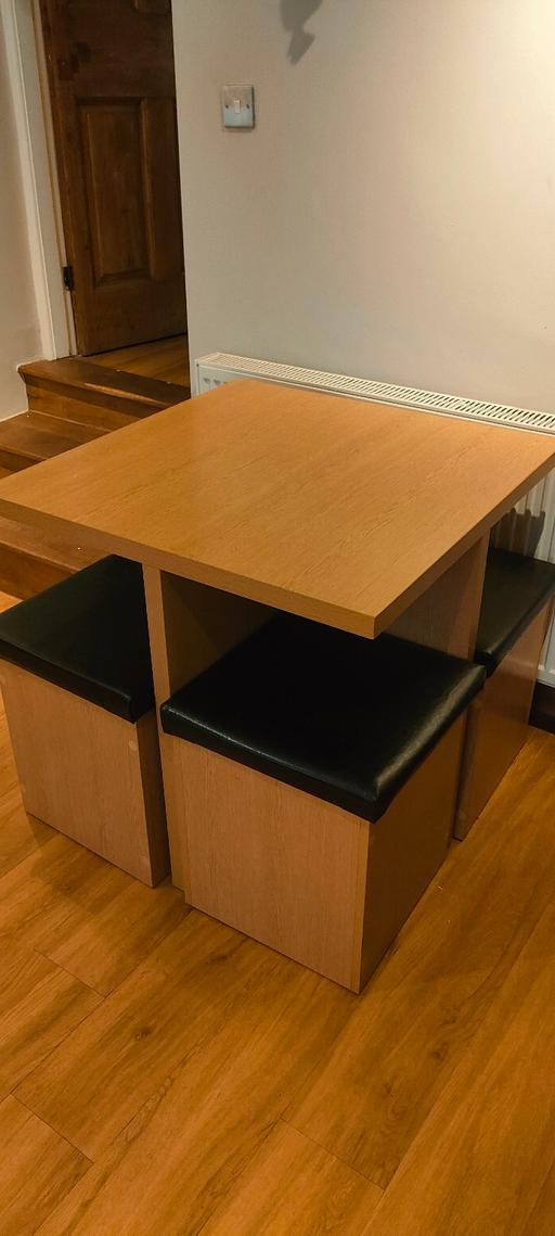 Buy & Sell Bradford City Centre Bradford - Photos for Set table and storage stools