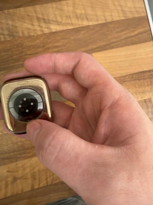 Buy & Sell Primrose Hill Kirklees - Photos for Apple Watch series 10 titanium gold