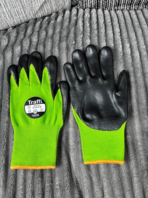 Buy & Sell Norbury South West London - Photos for Gardening gloves