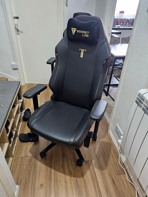 Buy & Sell Little Venice West London - Photos for Secret Lab Evo Titan Gaming Chair - Stealth