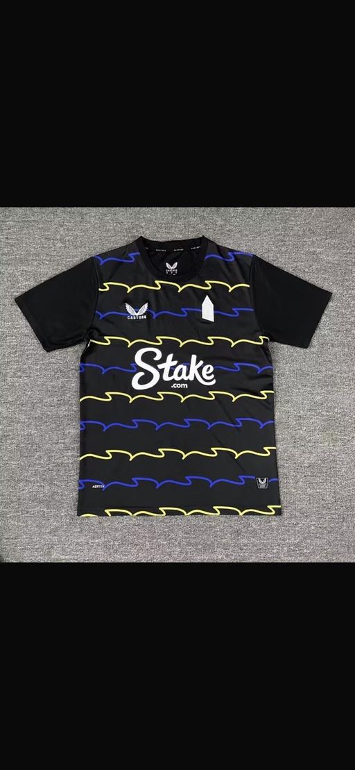 Buy & Sell Cronton Knowsley - Photos for Men’s replica Everton shirt