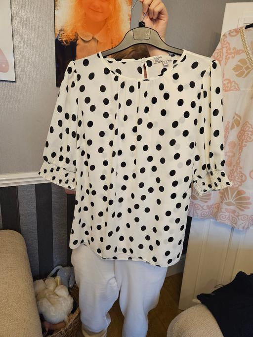 Buy & Sell Woodsetton Dudley - Photos for pretty blouse
