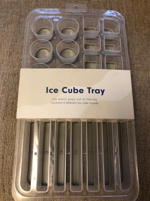 Buy & Sell Rainstorth Rotherham - Photos for Ice cube tray