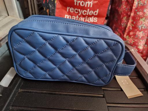 Buy & Sell Ramsgate Thanet - Photos for bn washbag
