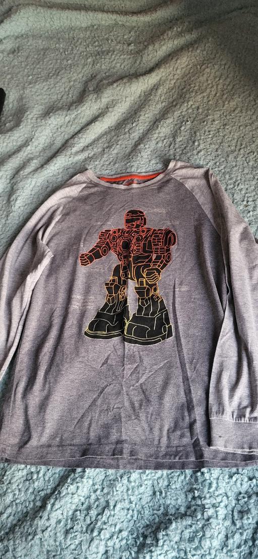 Buy & Sell Radcliffe Bury - Photos for boys transformer top age 13