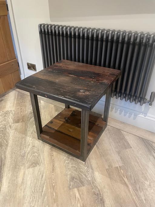 Buy & Sell Brighouse Calderdale - Photos for Barker and Stonehouse lamp stand/side table