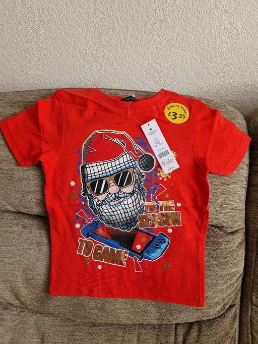 Buy & Sell Ramsgate Thanet - Photos for bn Xmas tshirt age 5-6yrs