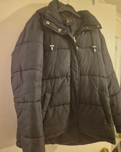 Buy & Sell Castle Goring Worthing - Photos for Navy Puffa Jkt