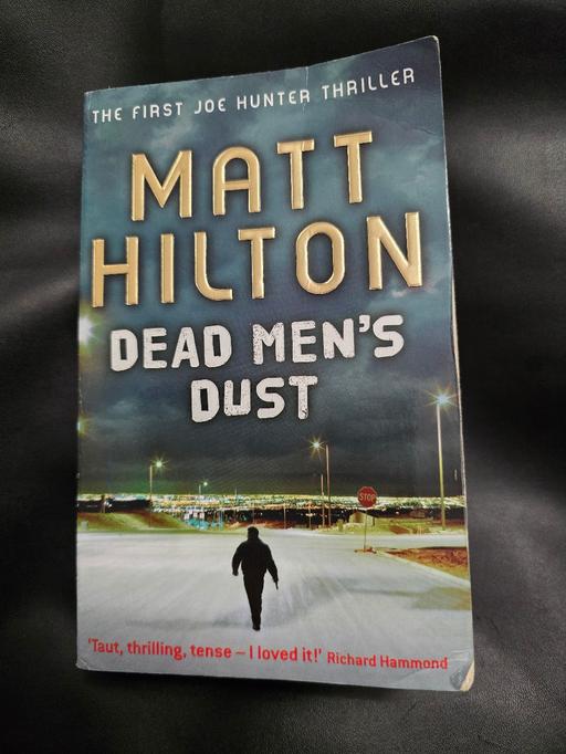 Buy & Sell Oldbury Sandwell - Photos for Dead Mens Dust - Matt Hilton