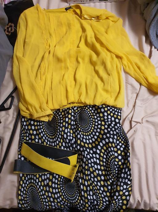 Buy & Sell Bloxwich Walsall - Photos for Skirt snd blouse Size: 16