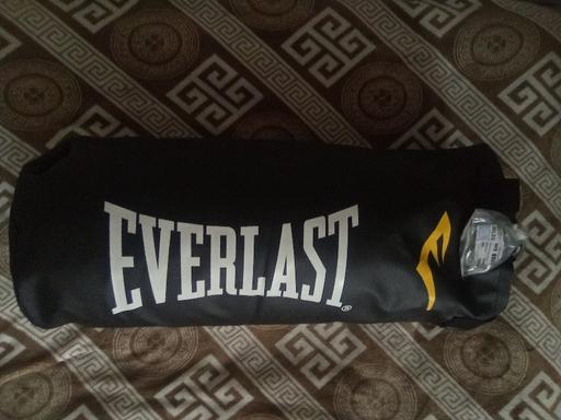 Buy & Sell Luton Town Centre Luton - Photos for NEW! Everlast boxing bag