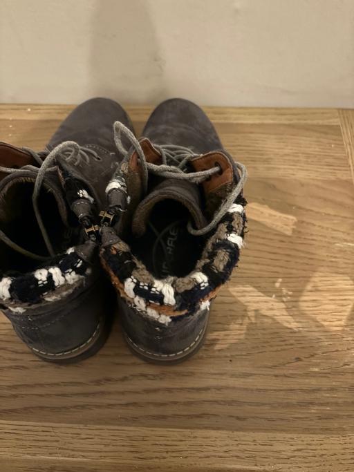 Buy & Sell Rhos on Sea Conwy - Photos for Boots