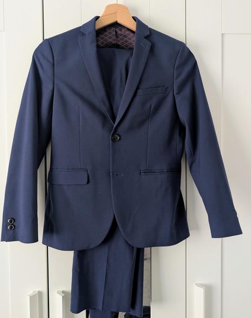 Buy & Sell Hill Top Sandwell - Photos for Next suit- boys