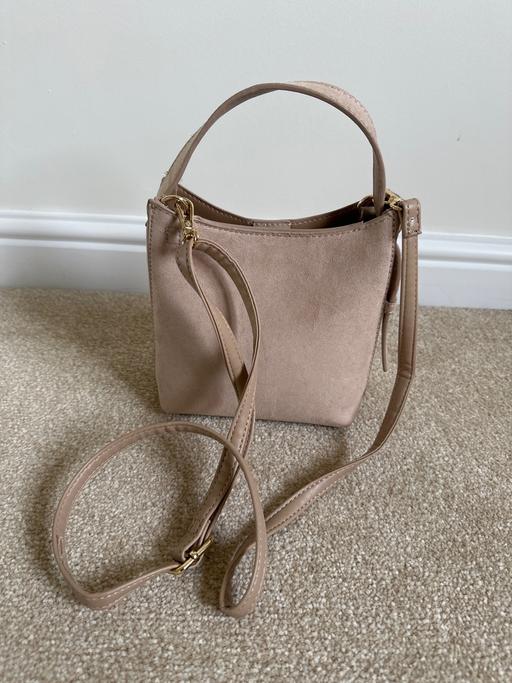 Buy & Sell Stirchley Telford and Wrekin - Photos for Small woman’s suede bag dusty pink/ beige