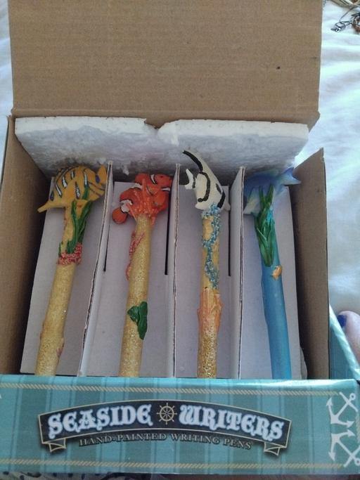 Buy & Sell Kemsley Swale - Photos for beautiful fish pen s in box new