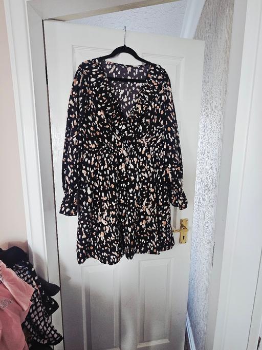 Buy & Sell Newton Doncaster - Photos for Long sleeved dress, size 18/20..NEW
