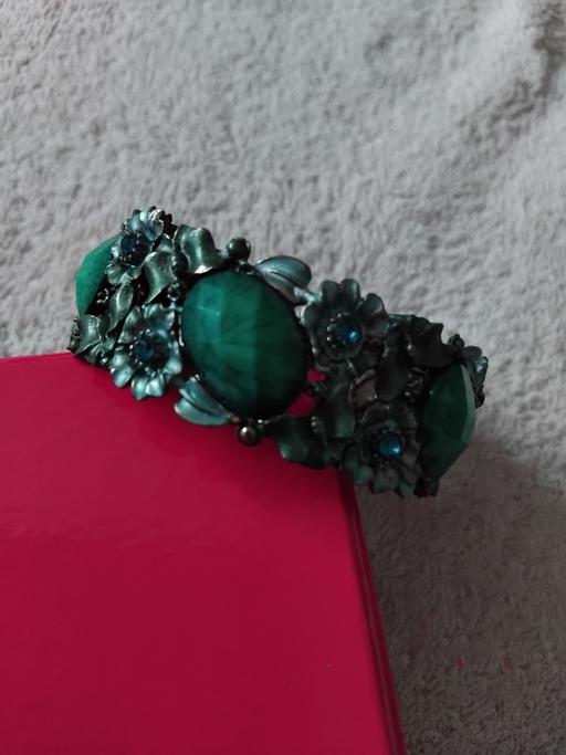 Buy & Sell Milton Regis Swale - Photos for green braclet