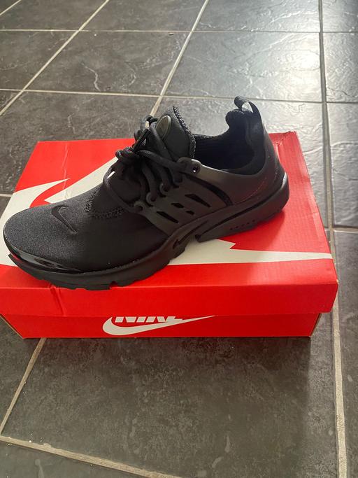 Buy & Sell Kensal Green North West London - Photos for NIKE AIR PRESTO (UK 7)