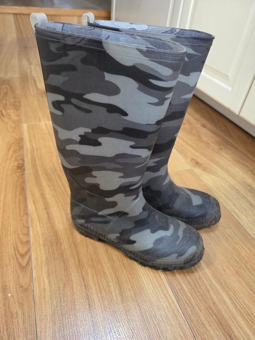 Buy & Sell Harold Wood Havering - Photos for Size 2 wellies