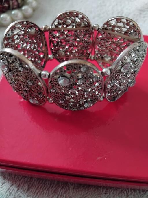 Buy & Sell Kemsley Swale - Photos for beautiful braclet