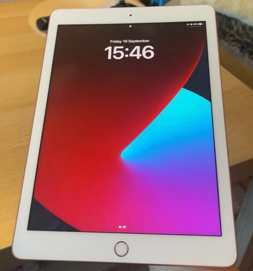 Buy & Sell Hemel Hempstead Dacorum - Photos for Apple iPad (9th Gen) – 10.2