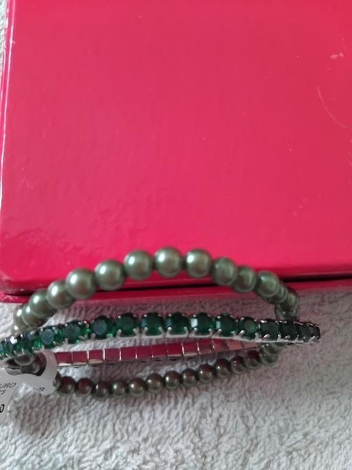 Buy & Sell Kemsley Swale - Photos for green braclets