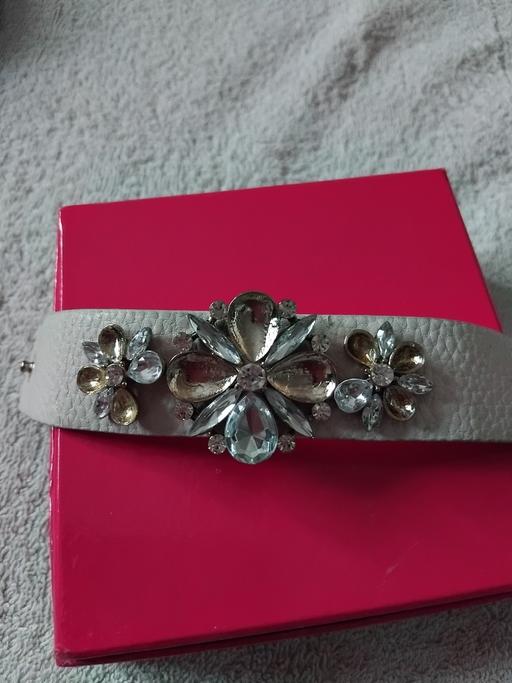 Buy & Sell Milton Regis Swale - Photos for crystal bracelet