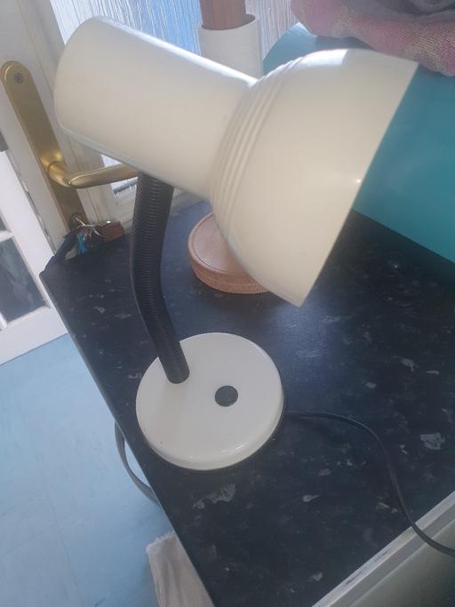 Buy & Sell Pensnett Dudley - Photos for BHS Cream Metal Lamp, Adjustable, Good Con.