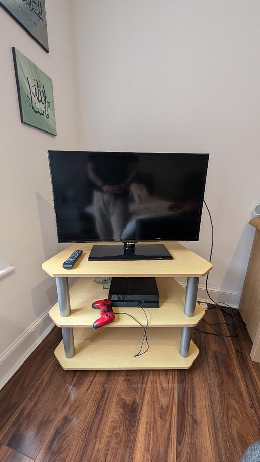 Buy & Sell Catherine-De-Barnes Solihull - Photos for Samsung UE32F5000AW 32-inch Full HD LED TV.