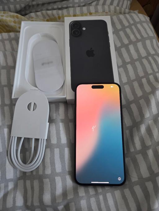 Buy & Sell Shipley Bradford - Photos for Iphone 16 plus