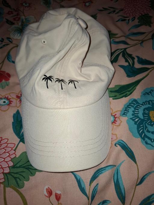 Buy & Sell Dodworth Barnsley - Photos for ladies hat
