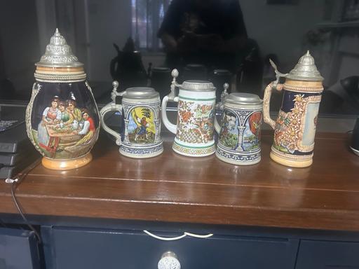 Buy & Sell Farringdon Sunderland - Photos for 5 German beer stein jugs vintage