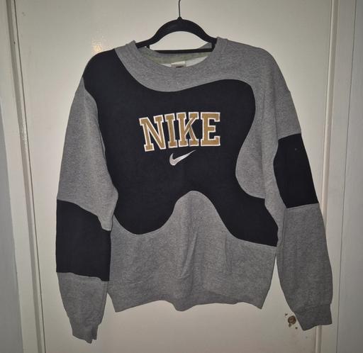 Buy & Sell Aylesbury Buckinghamshire - Photos for Nike reworked jumper unisex (s) black & grey
