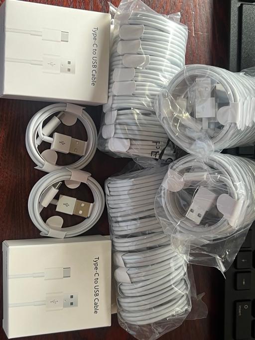 Buy & Sell Ordsall Salford Salford - Photos for X500 USB charger cables type c iPhone Samsung