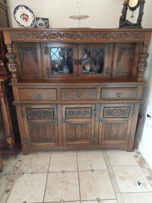 Buy & Sell Brindley Ford Stoke-on-Trent - Photos for Wooden antique style unit with bar
