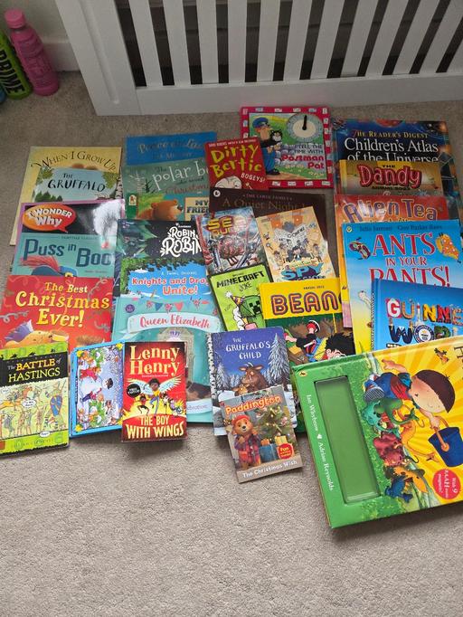 Buy & Sell Harold Wood Havering - Photos for kids book bundle