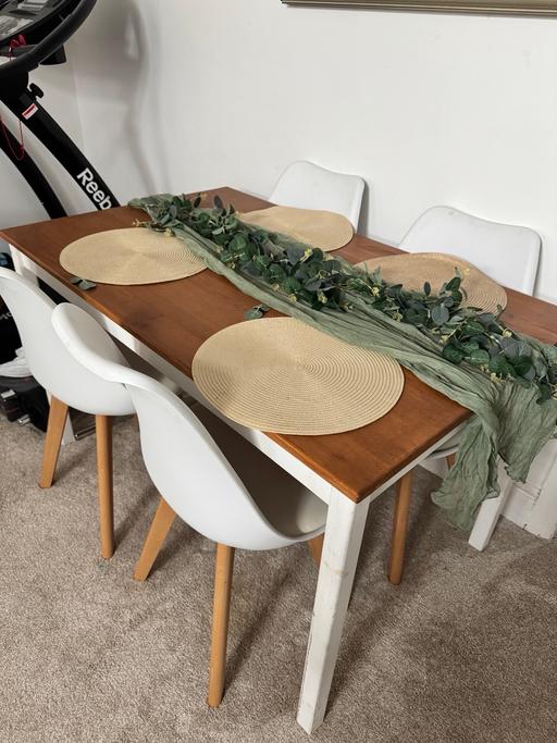 Buy & Sell Birmingham West Midlands - Photos for Dining table with chairs