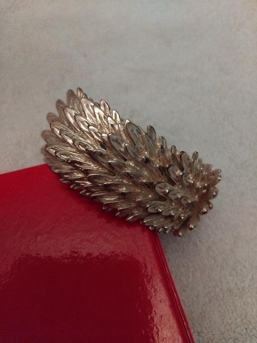 Buy & Sell Milton Regis Swale - Photos for gold heavy braclet