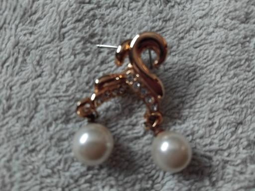 Buy & Sell Milton Regis Swale - Photos for gold pearl earrings