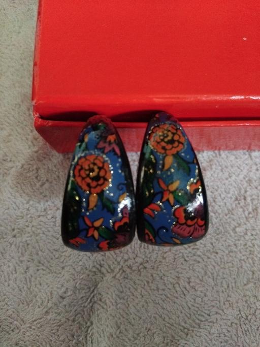 Buy & Sell Milton Regis Swale - Photos for pretty earrings